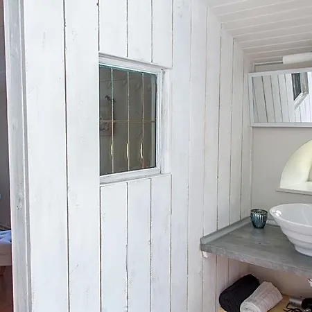 Le Coup De Coeur Bed and Breakfast 3*