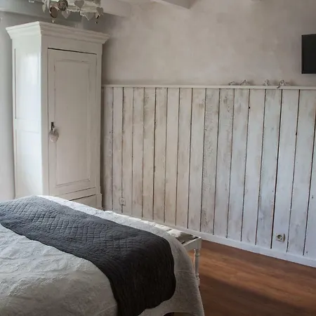 Le Coup De Coeur Bed & Breakfast *